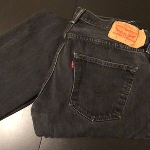 Black Levi 501 jeans